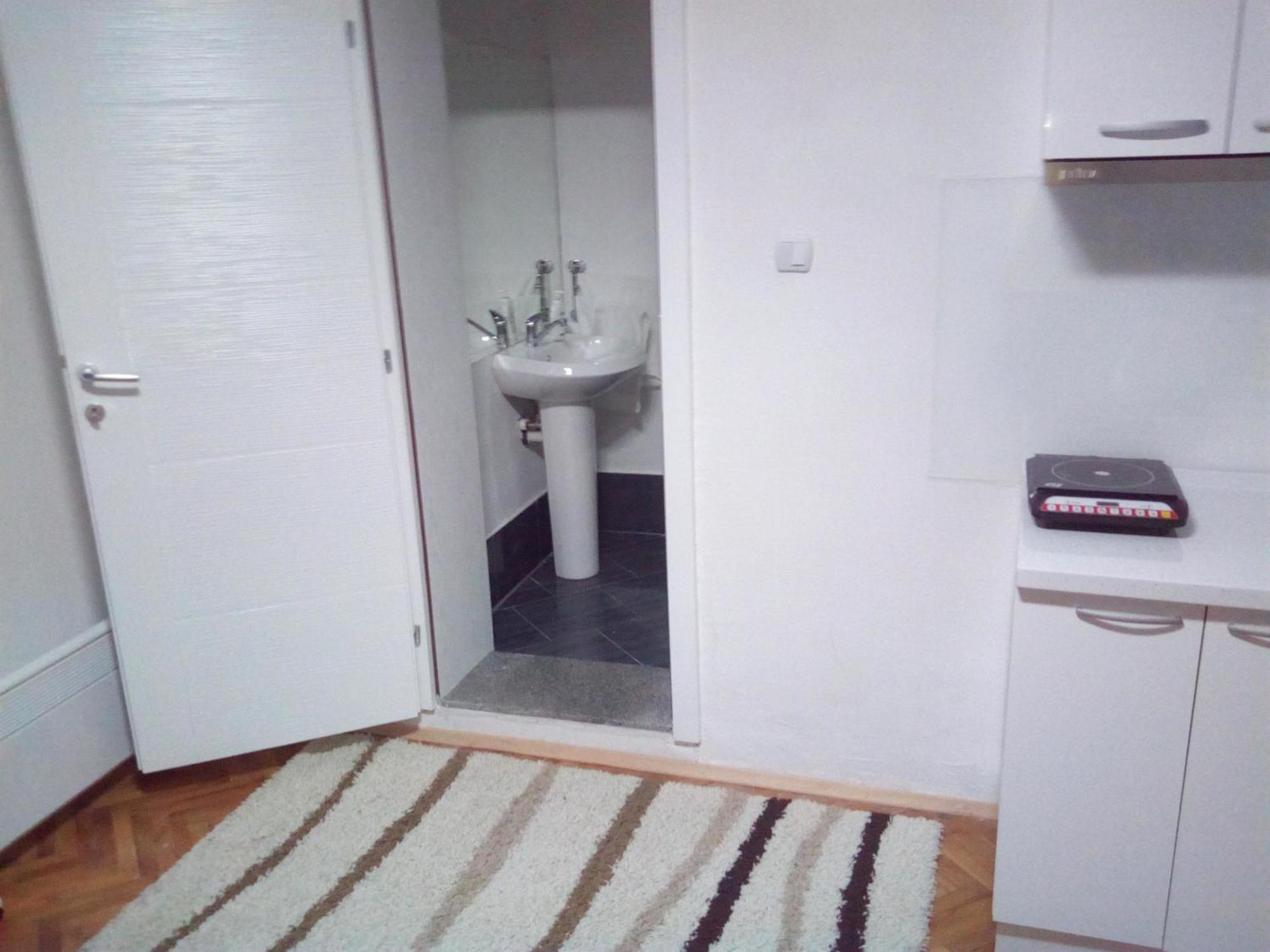 Honey Home By Kostoski Inn Prilep Bagian luar foto