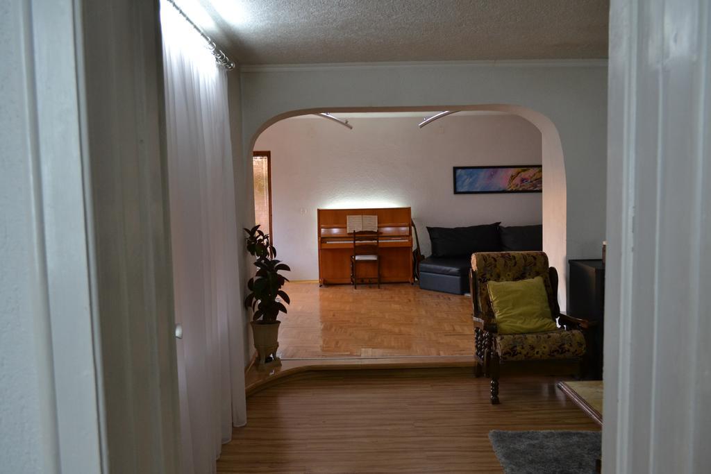 Honey Home By Kostoski Inn Prilep Bagian luar foto