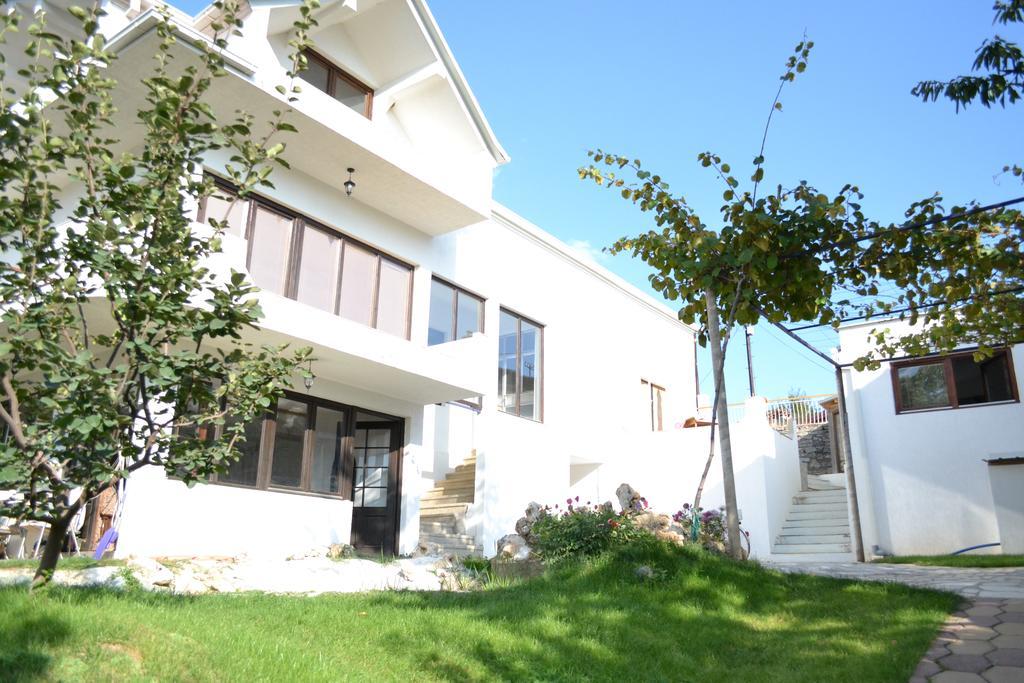 Honey Home By Kostoski Inn Prilep Bagian luar foto