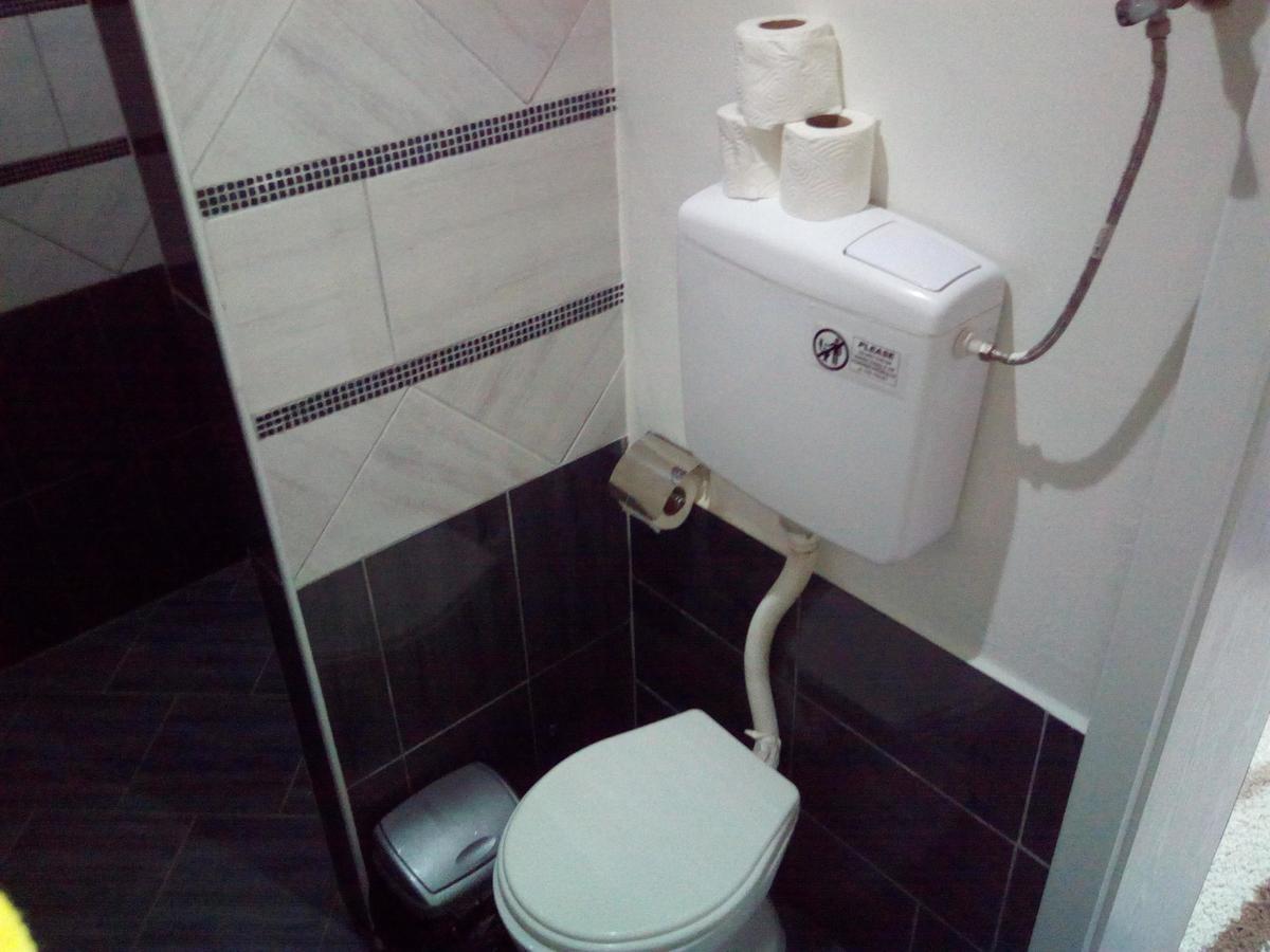 Honey Home By Kostoski Inn Prilep Bagian luar foto