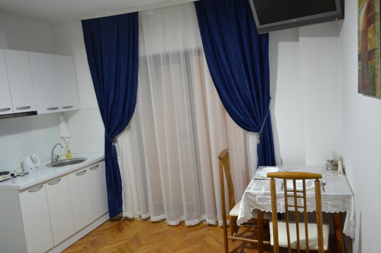 Honey Home By Kostoski Inn Prilep Bagian luar foto