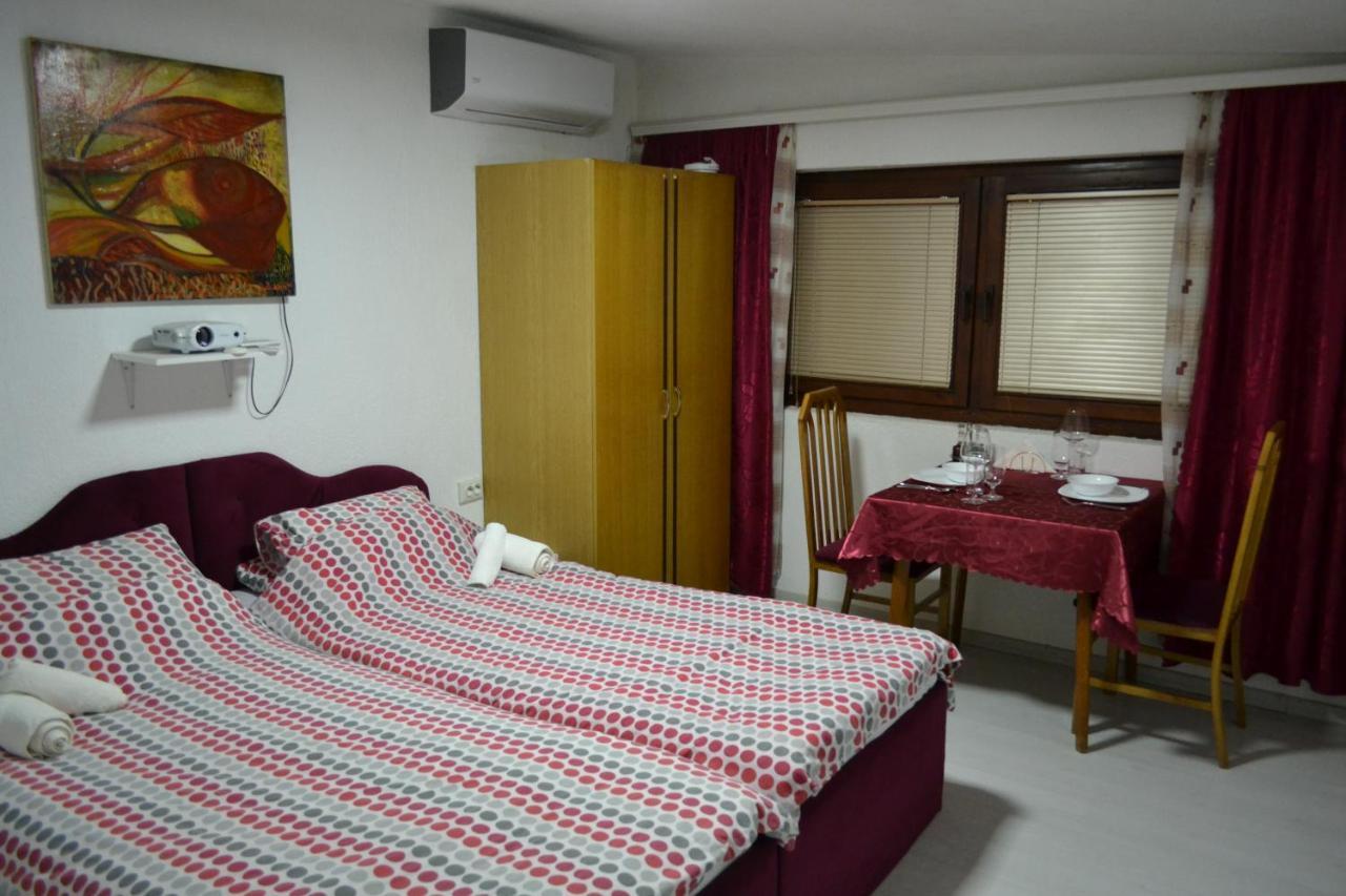 Honey Home By Kostoski Inn Prilep Bagian luar foto