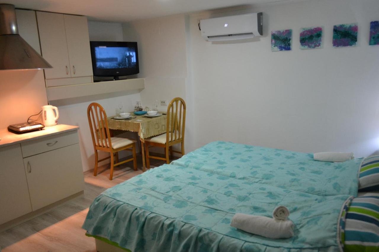 Honey Home By Kostoski Inn Prilep Bagian luar foto