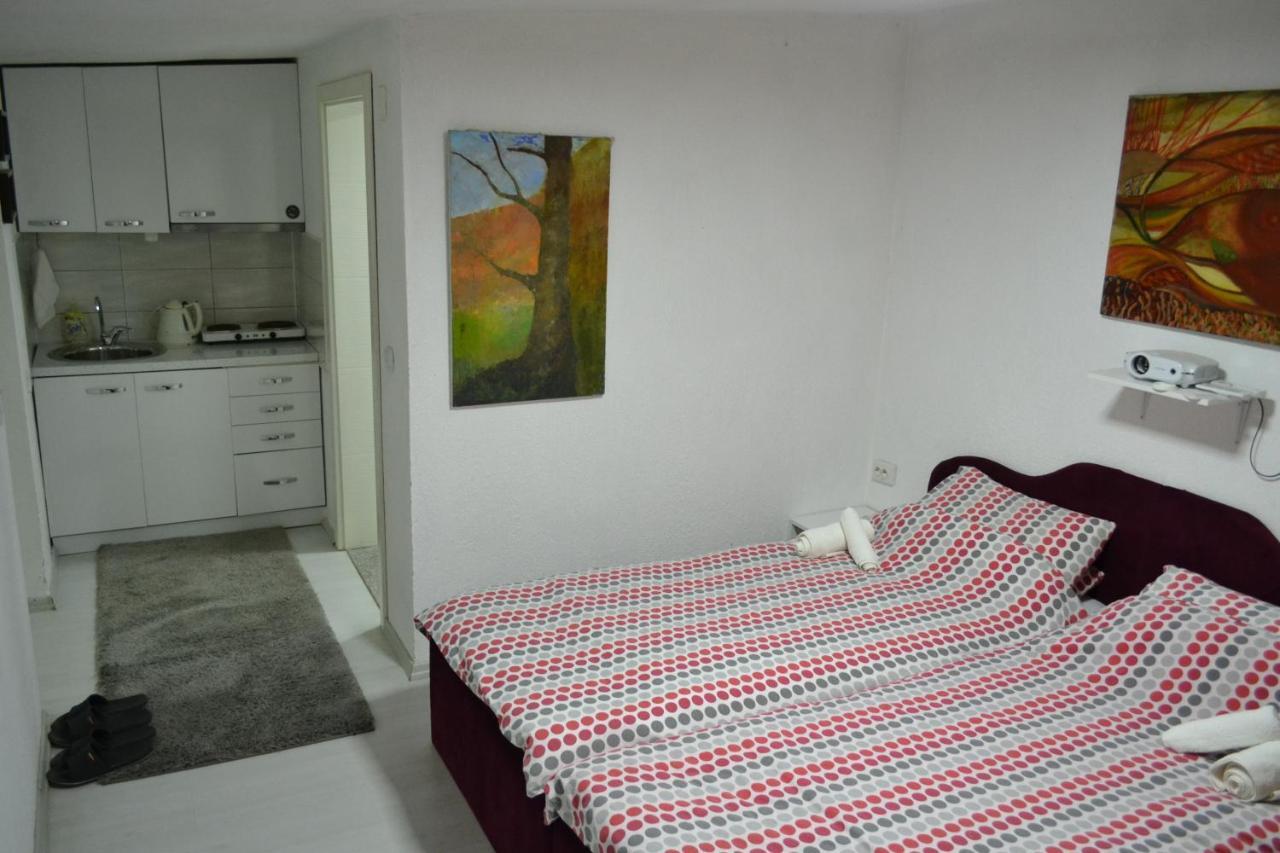 Honey Home By Kostoski Inn Prilep Bagian luar foto
